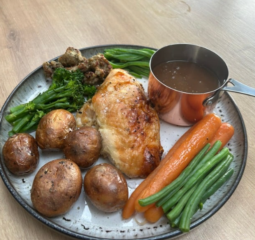 CRISPY-SKINNED ROAST CHICKEN PLATE