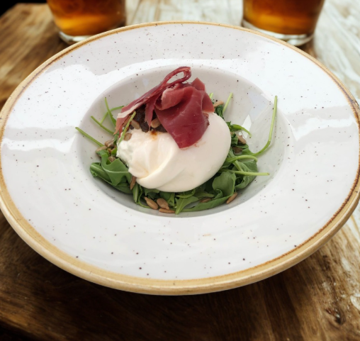 MOZZARELLA & CARPACCIO CROWN