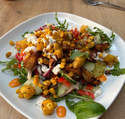 SPICED PINEAPPLE & SWEETCORN SALAD