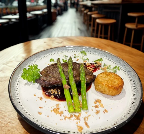 STEAK & RED WINE JUS